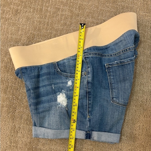 Old Navy Maternity Denim Jean Shorts with Cuff Women's Size 8 - Picture 14 of 14